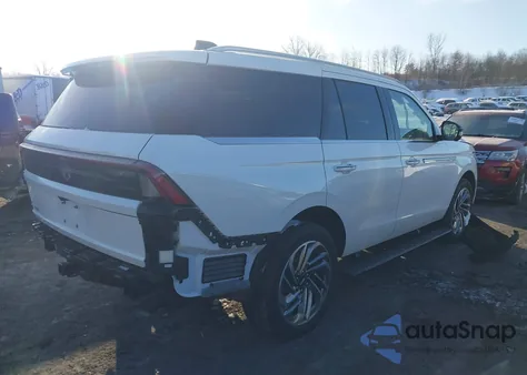 2025 Lincoln Navigator Reserve z USA, uszkodzony, nr VIN 5LMJJ2LG0SEL12517